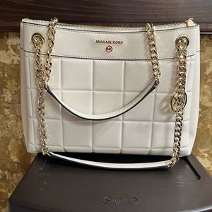 NWT Michael Kors shoulder bag